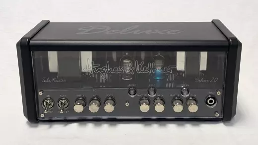 Hughes & Kettner - TubeMeister Deluxe 20 Head